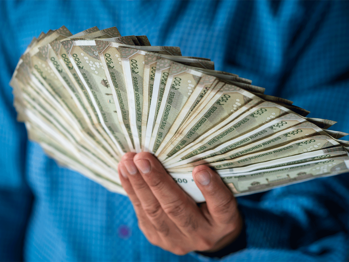 Did RBI announce any new rule to exchange old Rs 500 and Rs 1,000 currency notes?